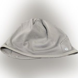 Lululemon Fast and Free Fleece Beanie - Gray NWOT